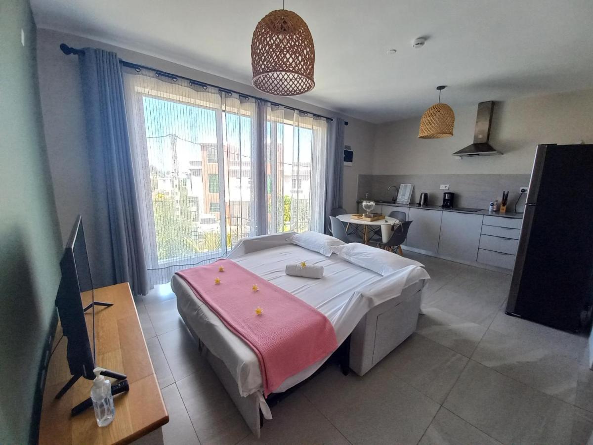 Bois Mapou Self Catering Apartments Unit 102 Rivière Noire Extérieur photo